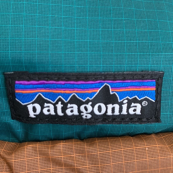 Patagonia Ultralight Black Hole® Mini Hip Pack - Picture 15 of 17